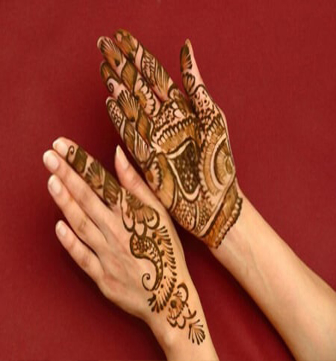 Stylish Mehandi Artist